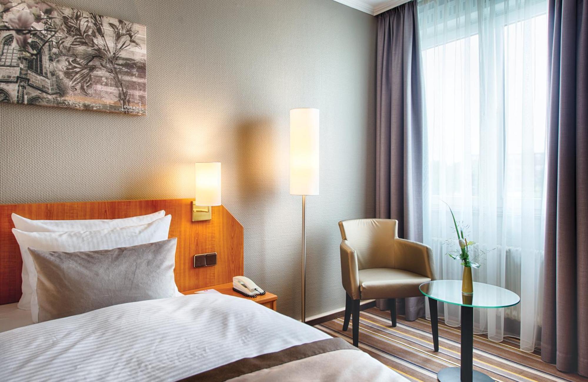 Leonardo Hotel Aken Buitenkant foto