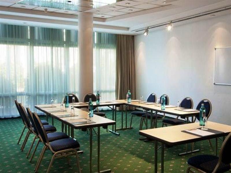 Leonardo Hotel Aken Buitenkant foto