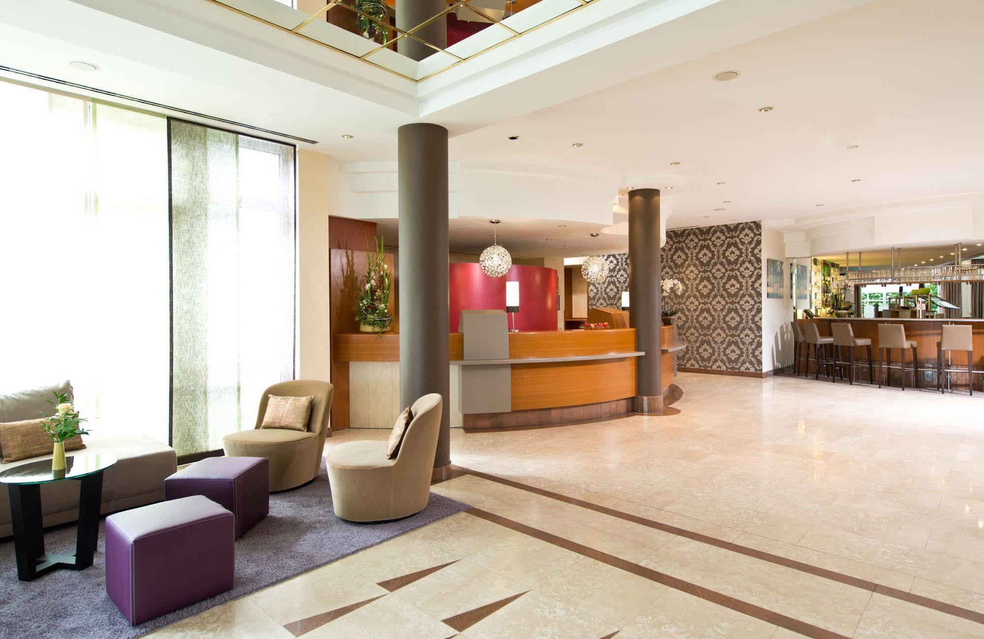 Leonardo Hotel Aken Buitenkant foto